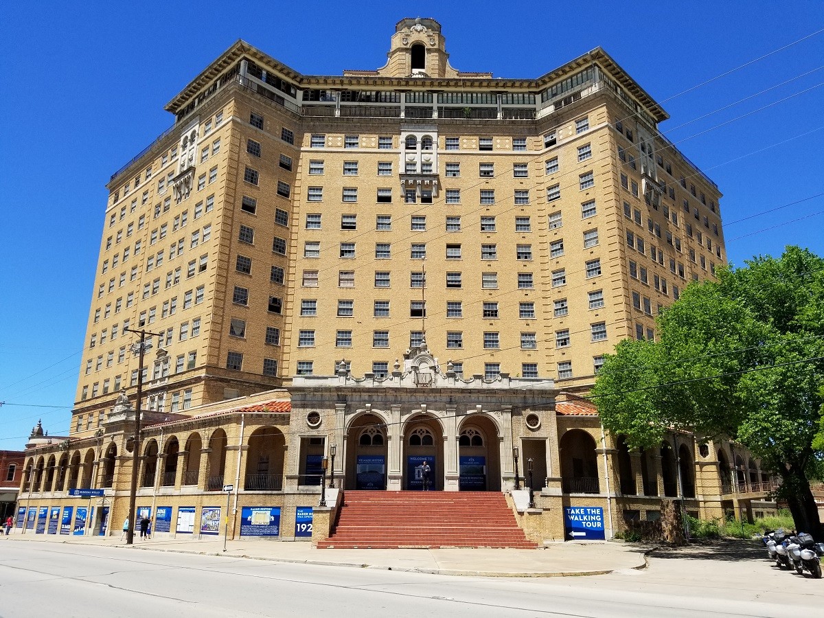 Click image for larger version

Name:	Mineral Wells (2).jpg
Views:	2
Size:	455.8 KB
ID:	64092