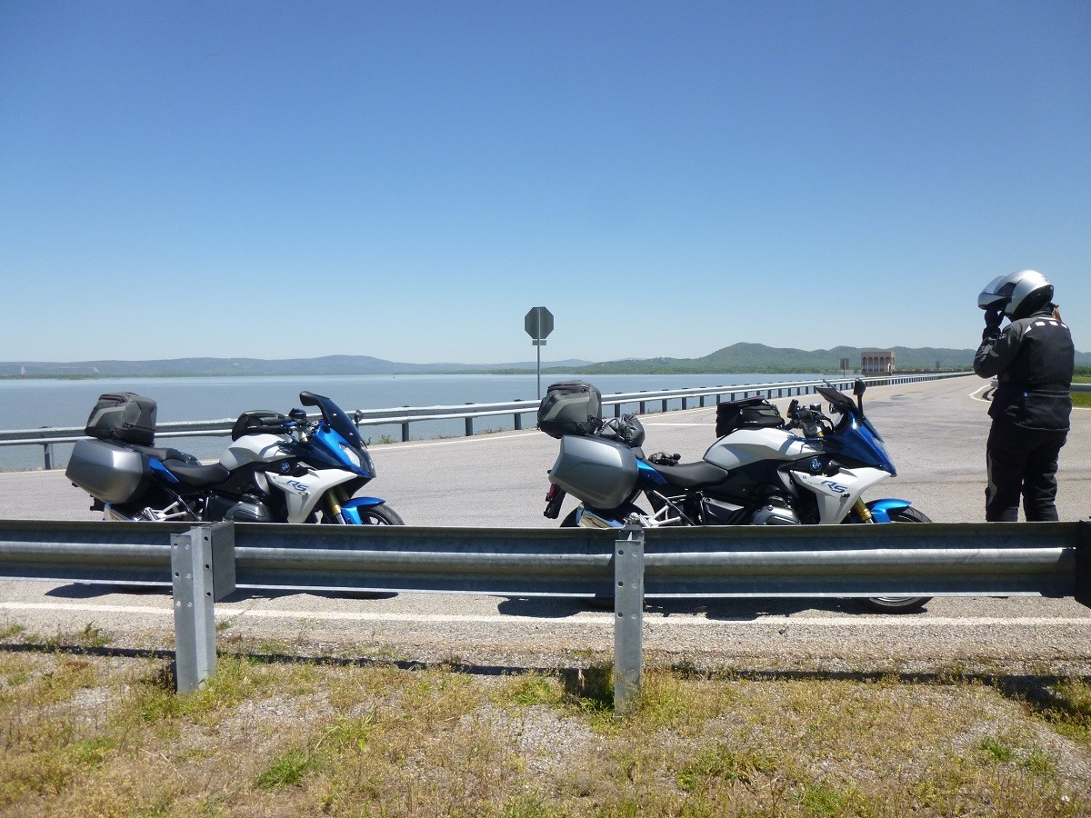 Click image for larger version  Name:	Sardis Lake Eastern Ok..JPG Views:	1 Size:	308.9 KB ID:	4669