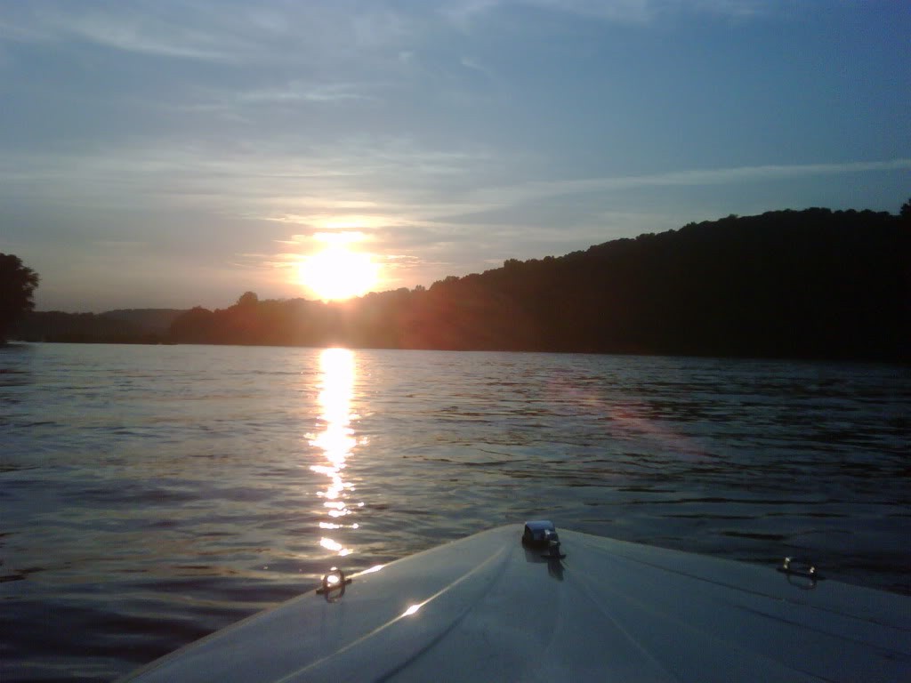 Click image for larger version

Name:	riversun091.jpg
Views:	1
Size:	86.4 KB
ID:	9105