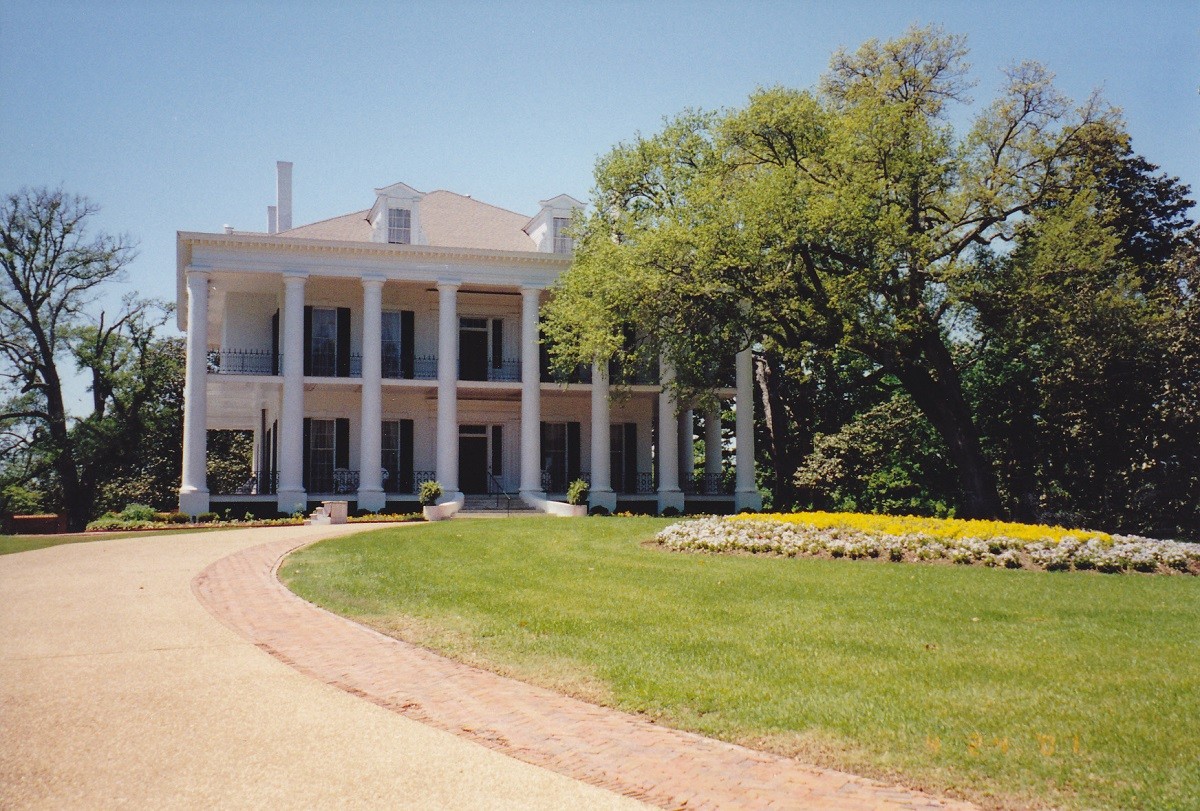 Click image for larger version  Name:	Natchez 2001 (6).jpg Views:	1 Size:	345.9 KB ID:	9113