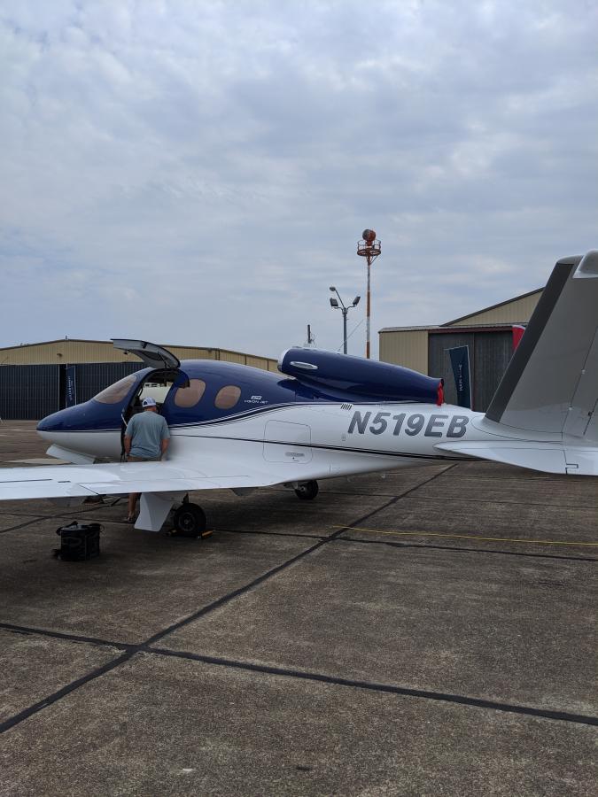 Click image for larger version

Name:	Cirrus Jet.jpg
Views:	1
Size:	79.8 KB
ID:	11115