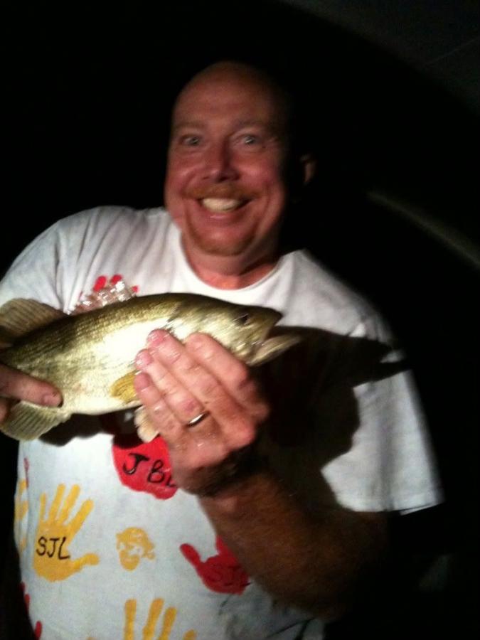 Click image for larger version

Name:	THCR2010Bassfishing.jpg
Views:	1
Size:	47.1 KB
ID:	12211