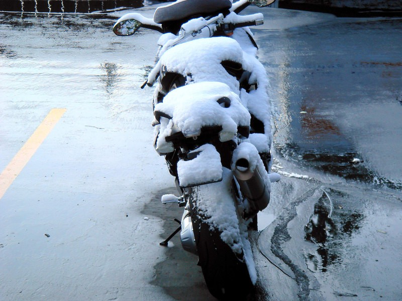 Click image for larger version

Name:	Snow.jpg
Views:	2
Size:	125.5 KB
ID:	12465