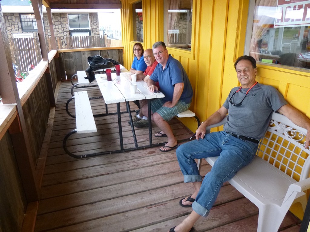 Click image for larger version

Name:	P1000891.JPG
Views:	1
Size:	200.6 KB
ID:	16590