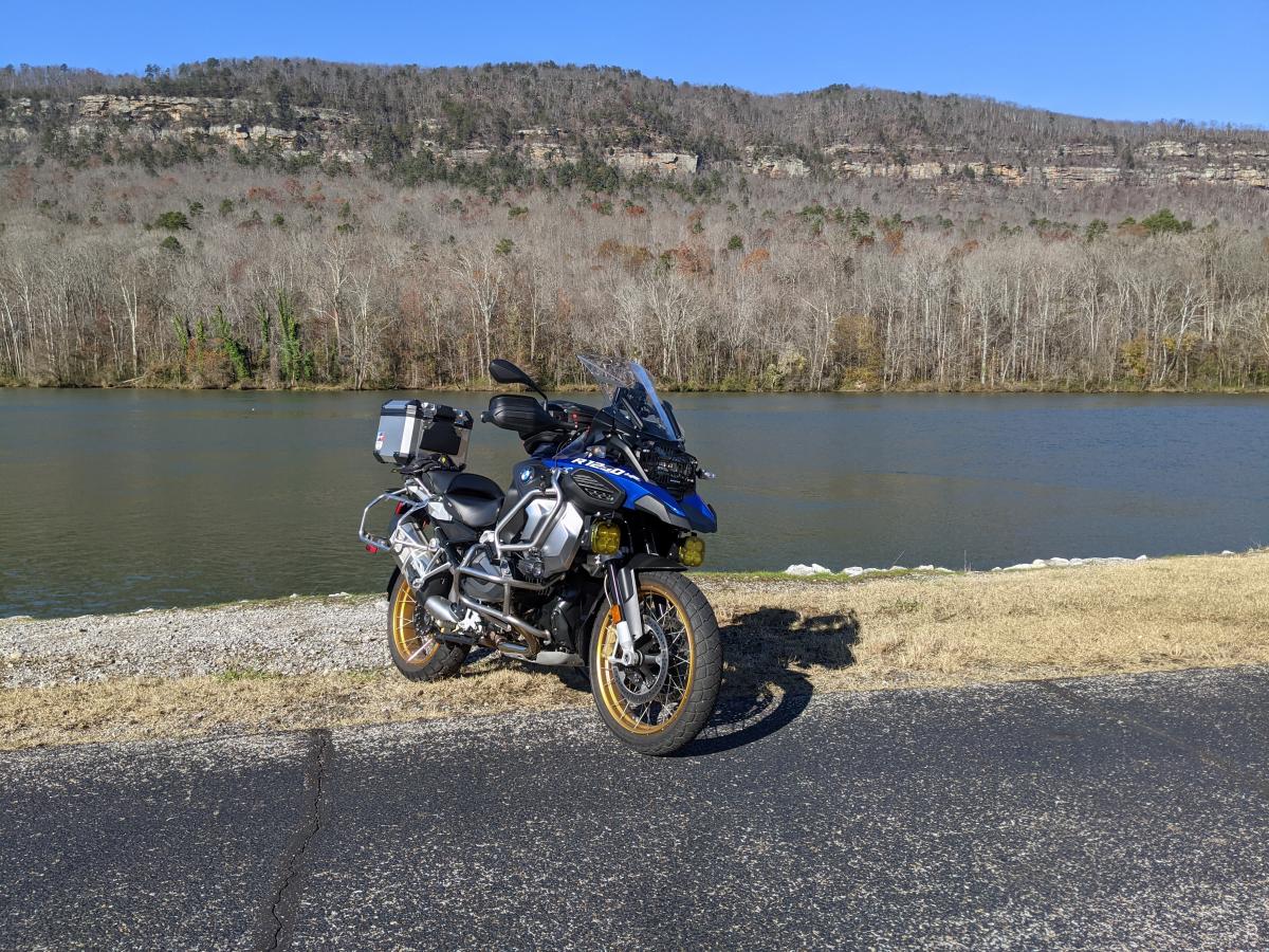 Click image for larger version

Name:	River Z out fully.jpg
Views:	1
Size:	266.3 KB
ID:	27085