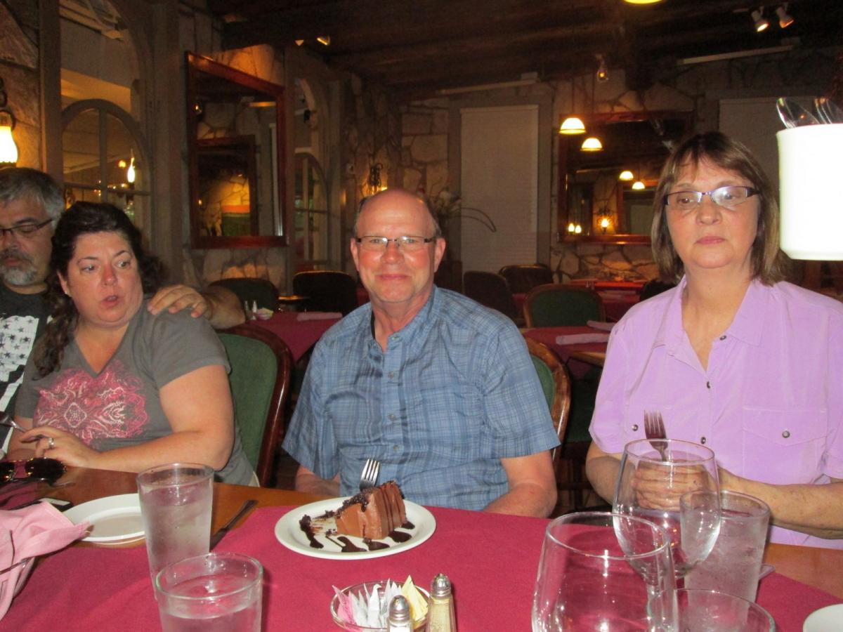 Click image for larger version  Name:	1-IMG_2057.JPG Views:	1 Size:	124.2 KB ID:	36324