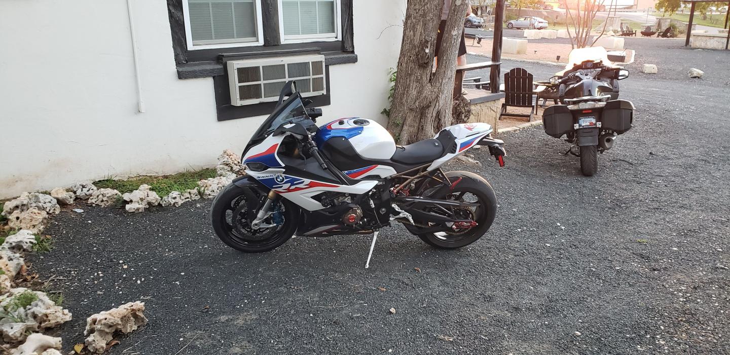Click image for larger version

Name:	SteveBike.jpg
Views:	3
Size:	252.8 KB
ID:	47485