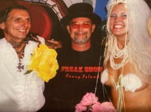 Click image for larger version  Name:	Indian Larry and Bambi Tie the Knot.png Views:	1 Size:	276.7 KB ID:	54514