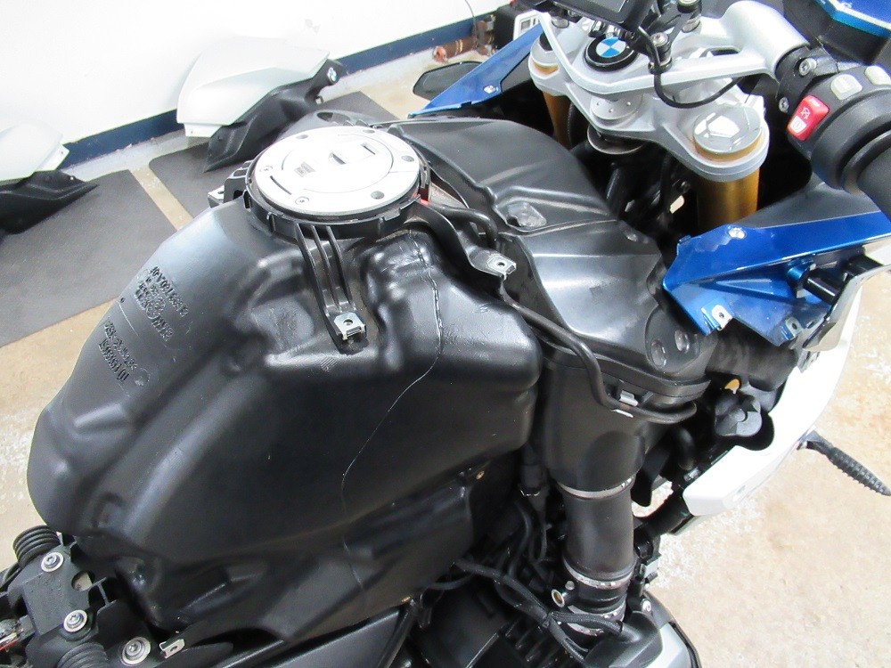 Click image for larger version  Name:	Air Filter Change Oct 2020 (1).JPG Views:	1 Size:	199.5 KB ID:	54979