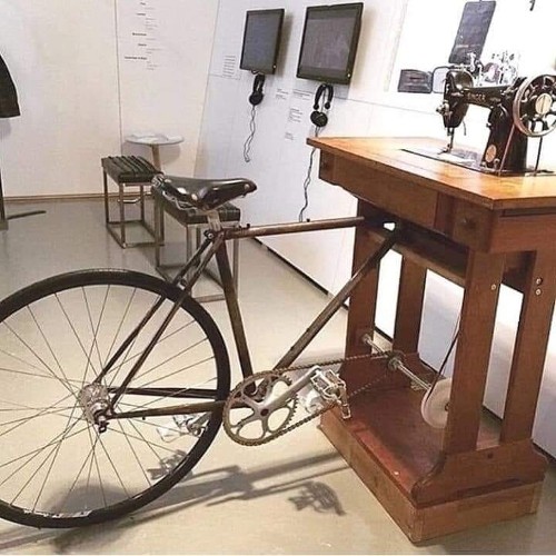 Click image for larger version

Name:	Sewing Bike.jpg
Views:	1
Size:	75.2 KB
ID:	56514
