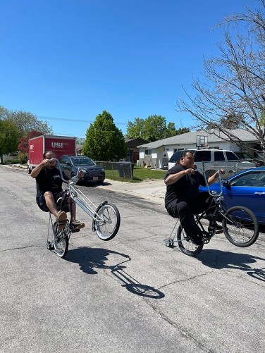 Click image for larger version

Name:	Muscle bikes.jpg
Views:	1
Size:	71.3 KB
ID:	56951