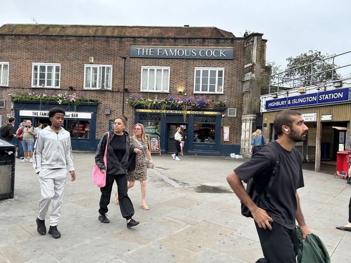 Click image for larger version

Name:	famous cock.jpg
Views:	1
Size:	136.0 KB
ID:	58941