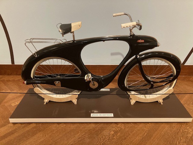 Click image for larger version

Name:	Spacebike a.jpg
Views:	1
Size:	76.5 KB
ID:	65113