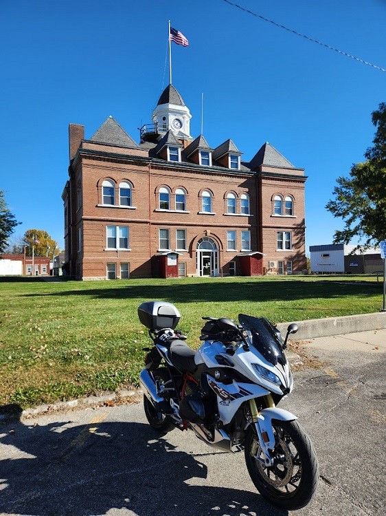 Click image for larger version

Name:	Nov 2025 Grant City Mo.jpg
Views:	1
Size:	163.4 KB
ID:	67633
