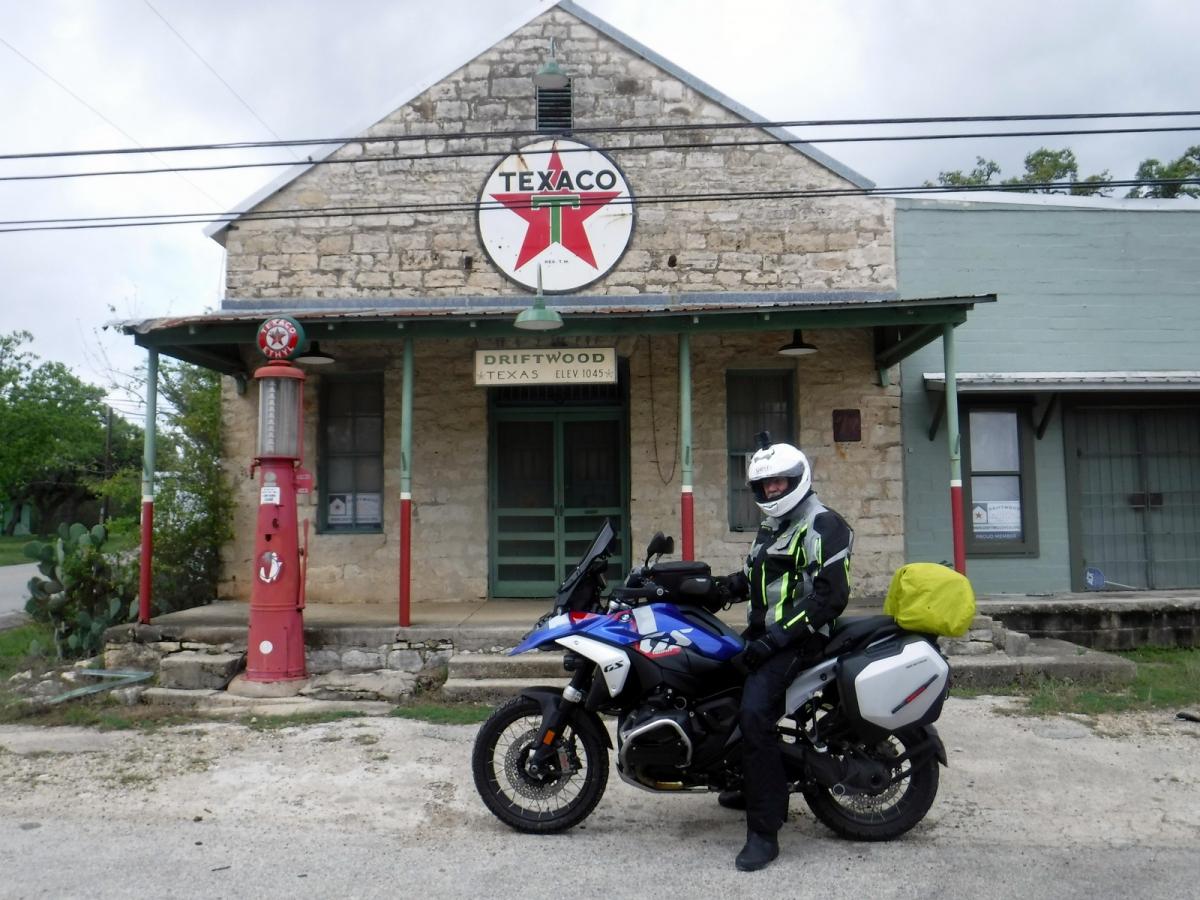 Click image for larger version

Name:	27-DSCF8036.JPG
Views:	1
Size:	155.5 KB
ID:	69202