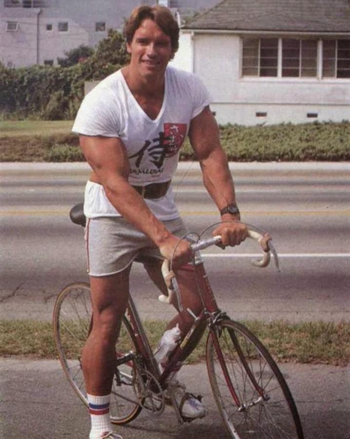 Click image for larger version

Name:	Arnold.jpg
Views:	1
Size:	81.1 KB
ID:	69957